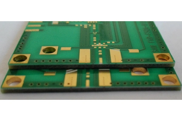 Radio frequency PCB