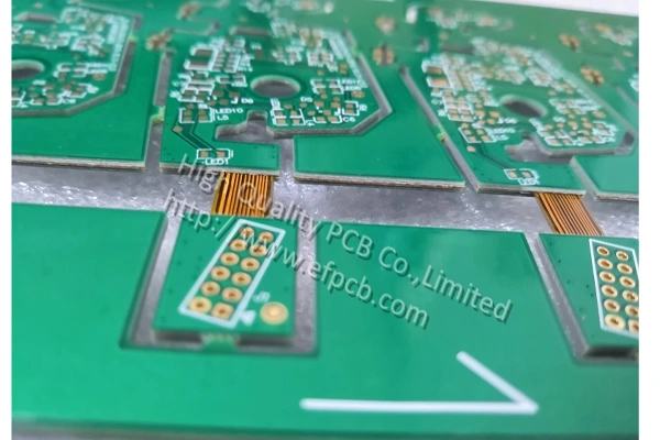  Sztywno-giętkie obwody drukowane W RF PCB 