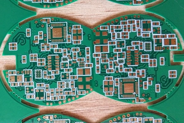 Pautas para el Diseño de placa de circuito impreso de Interconexión de Alta Densidad (HDI)